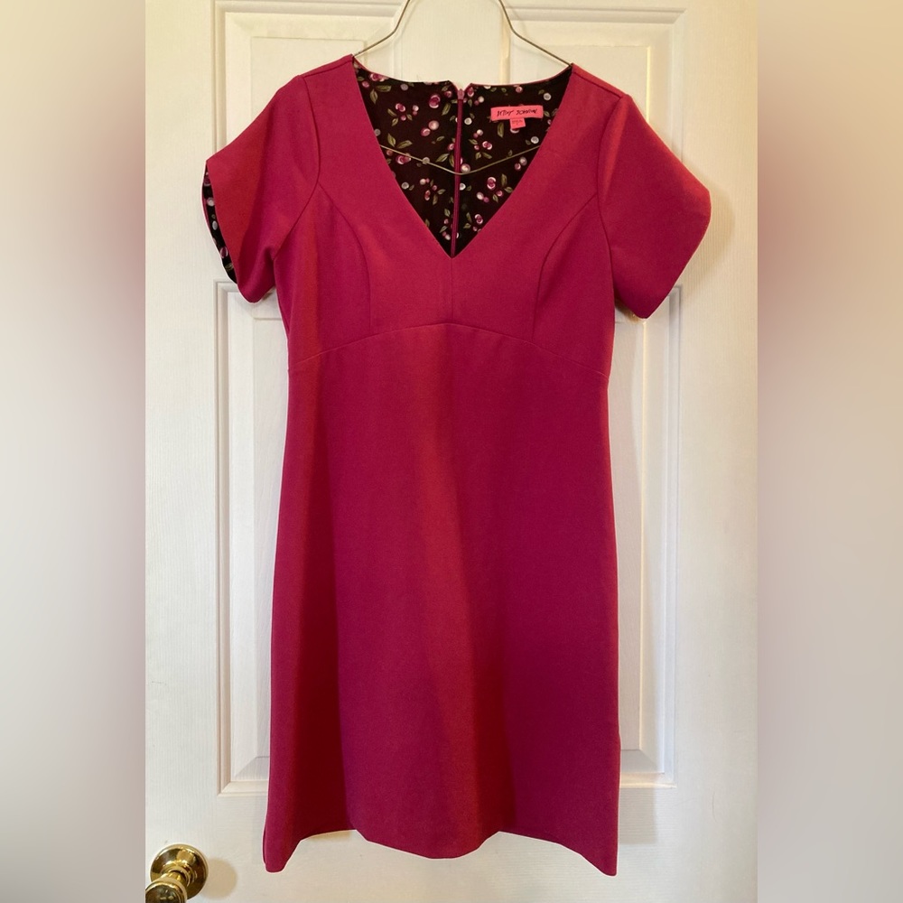 Betsey Johnson, size 6, new without tags, pink classic dress